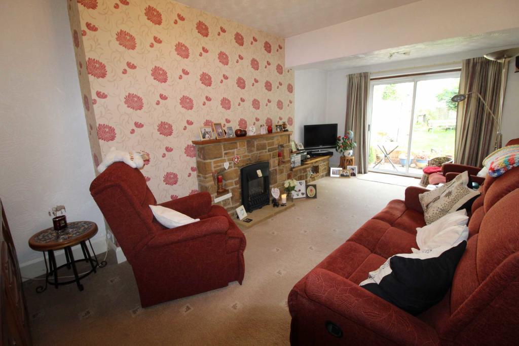 3 bedroom semidetached house for sale in Church Street, WOODFORD HALSE