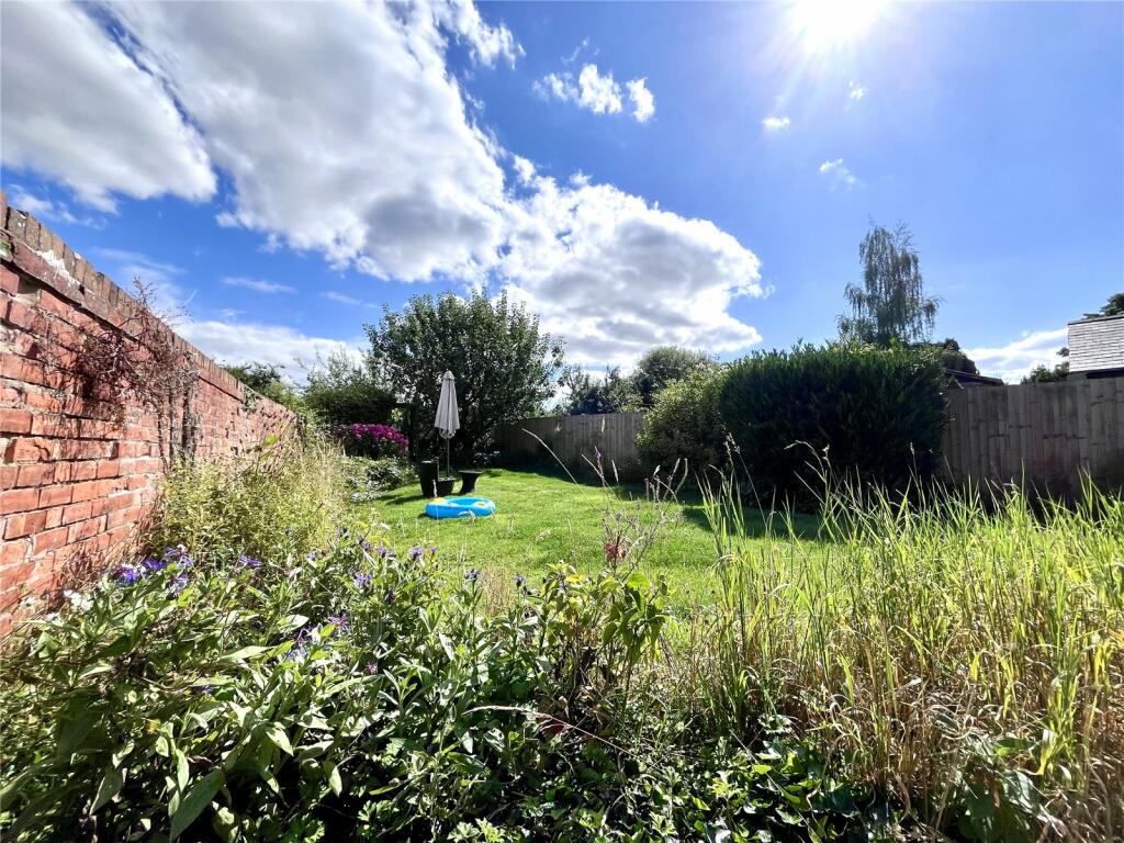Main image of property: Stone Cottage, 27 Bell Lane, BYFIELD, Northamptonshire, NN11