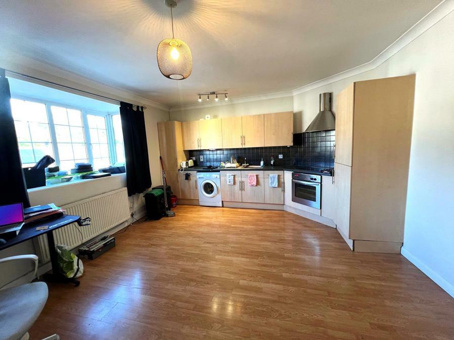 Additional property image - 219 Chipstead Valley Road, Coulsdon, Surrey