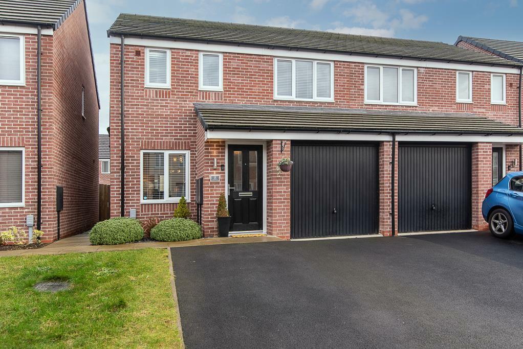 3 bedroom semidetached house for sale in Eider Road, Burton Joyce, NG14
