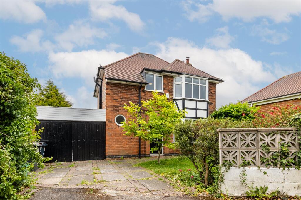 Main image of property: Roslyn Avenue, Gedling, Nottingham