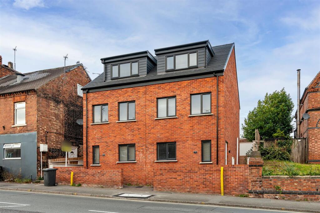 Main image of property: Carlton Hill, Carlton, Nottingham