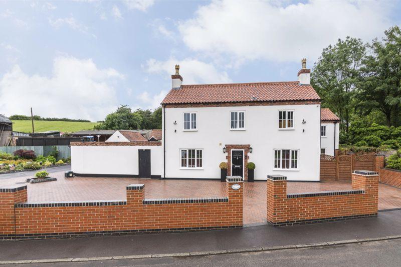 5 bedroom detached house for sale in Cliff Mill Farm House, Southwell
