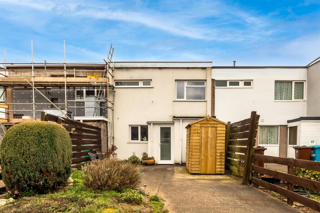 Main image of property: Candle Meadow, Colwick Park