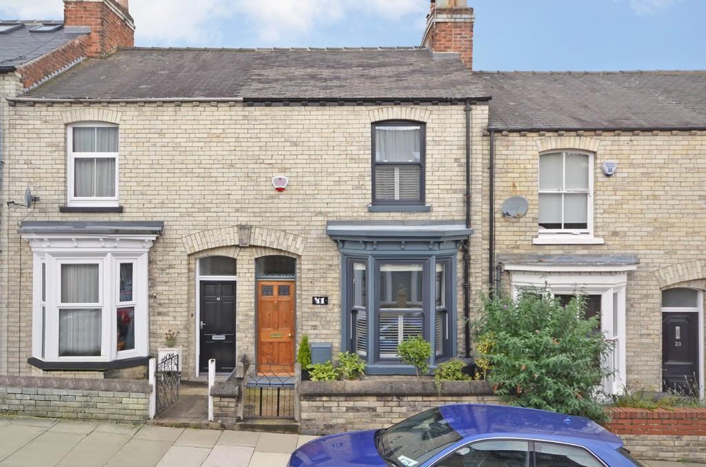 2 bedroom terraced house for sale in Russell Street, Scarcroft Road