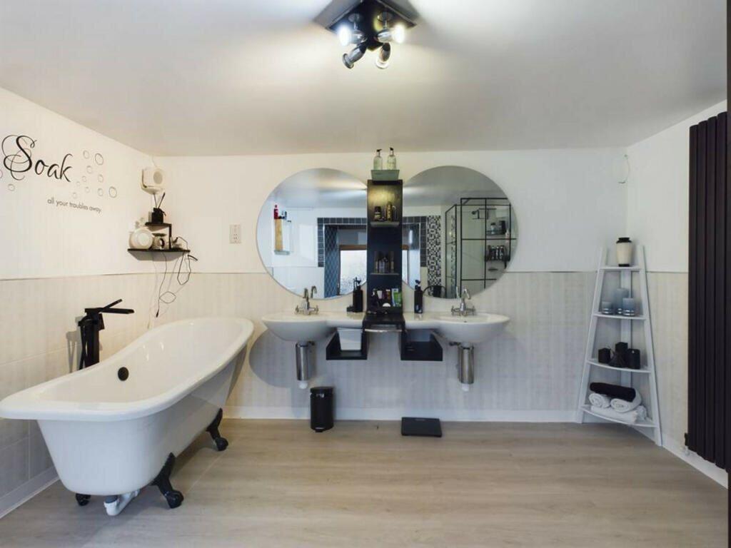 Additional property image - 63 Gellymill Street, Macduff, Banffshire, AB44 1UX