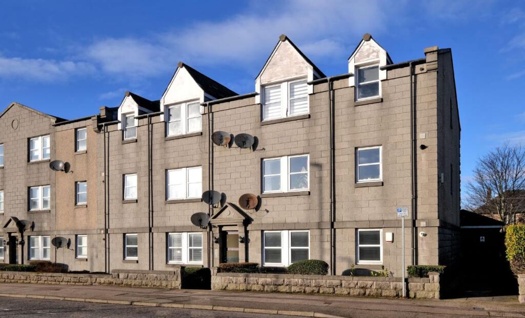 Main image of property: 49F Regent Walk, Aberdeen, Aberdeenshire, AB24 1SX