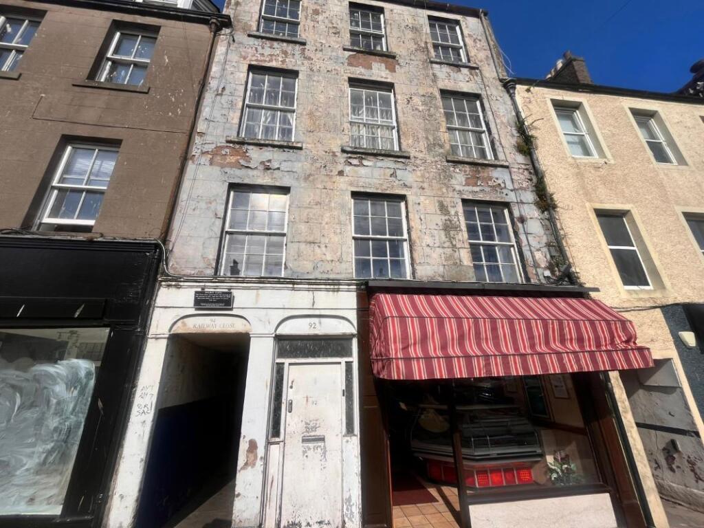 Main image of property: 92C High Street, Montrose, Angus, DD10 8JE