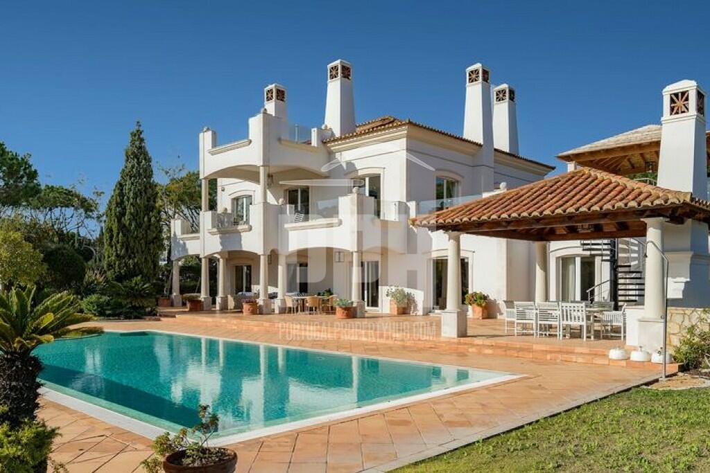 5 bedroom detached villa for sale in Quinta Do Lago, Algarve, Portugal