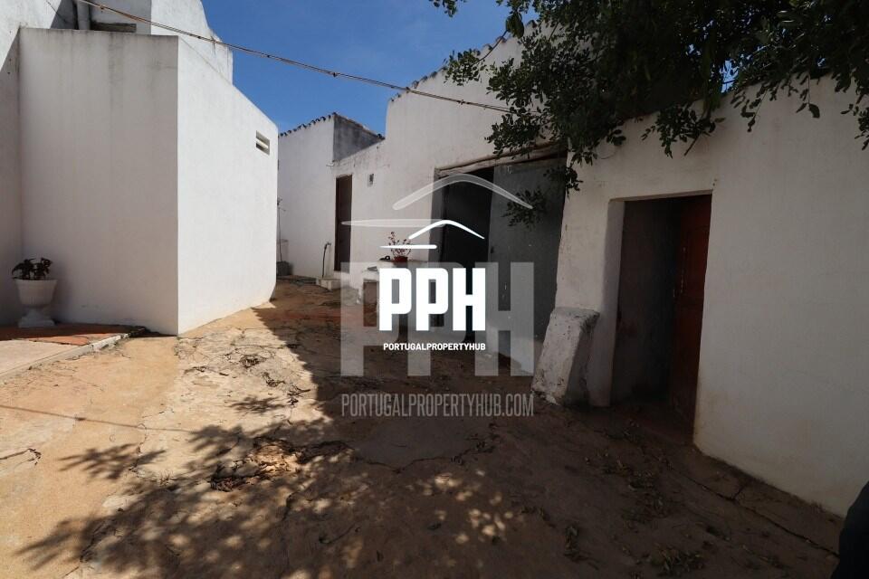 Main image of property: Algarve, Quarteira