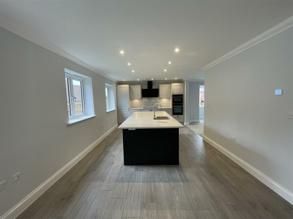 Additional property image - Warehouse Road, Stebbing, Dunmow