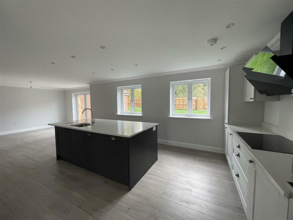 Additional property image - Warehouse Road, Stebbing, Dunmow