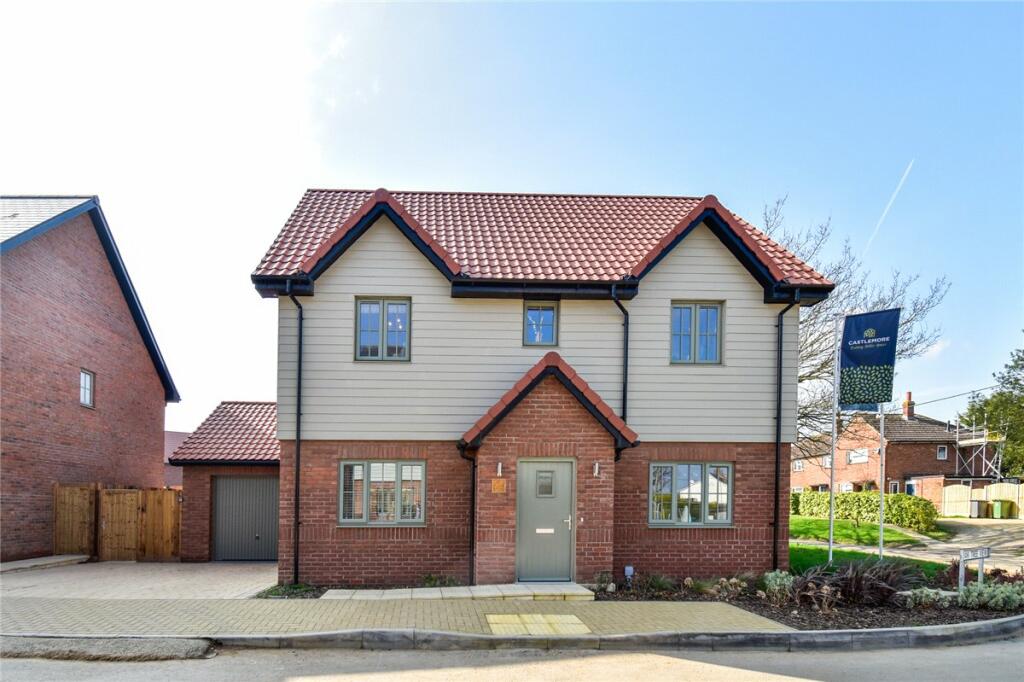 4 bedroom detached house for sale in Levington Lane, Bucklesham