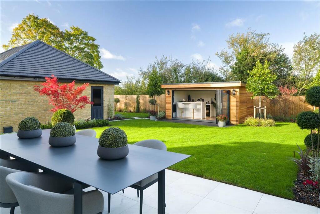 Additional property image - Hayfield Lodge, Over, Cambridge, CB24
