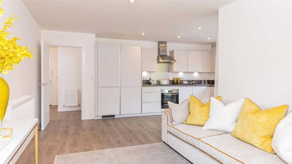 Main image of property: Kendale Road, Waterbeach, Cambridge, Cambridgeshire, CB25