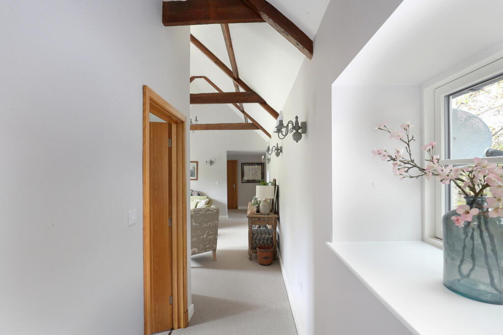 Additional property image - Swallows Barn, Sluice Farm, Wick St. Lawrence, Weston-Super-Mare, Somerset, BS22