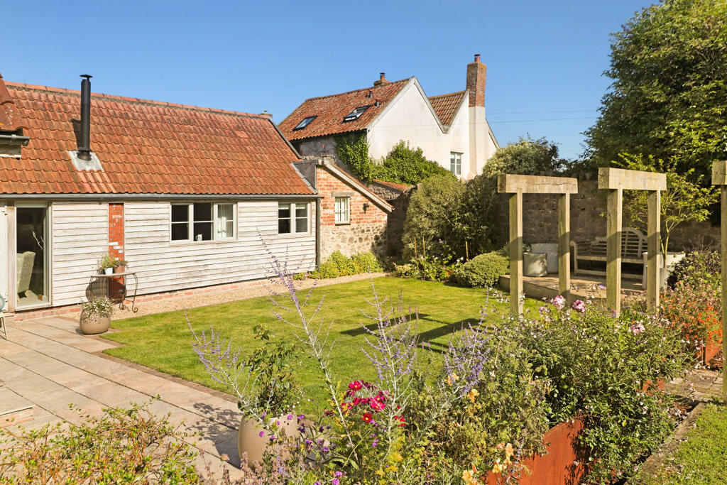 Additional property image - Swallows Barn, Sluice Farm, Wick St. Lawrence, Weston-Super-Mare, Somerset, BS22
