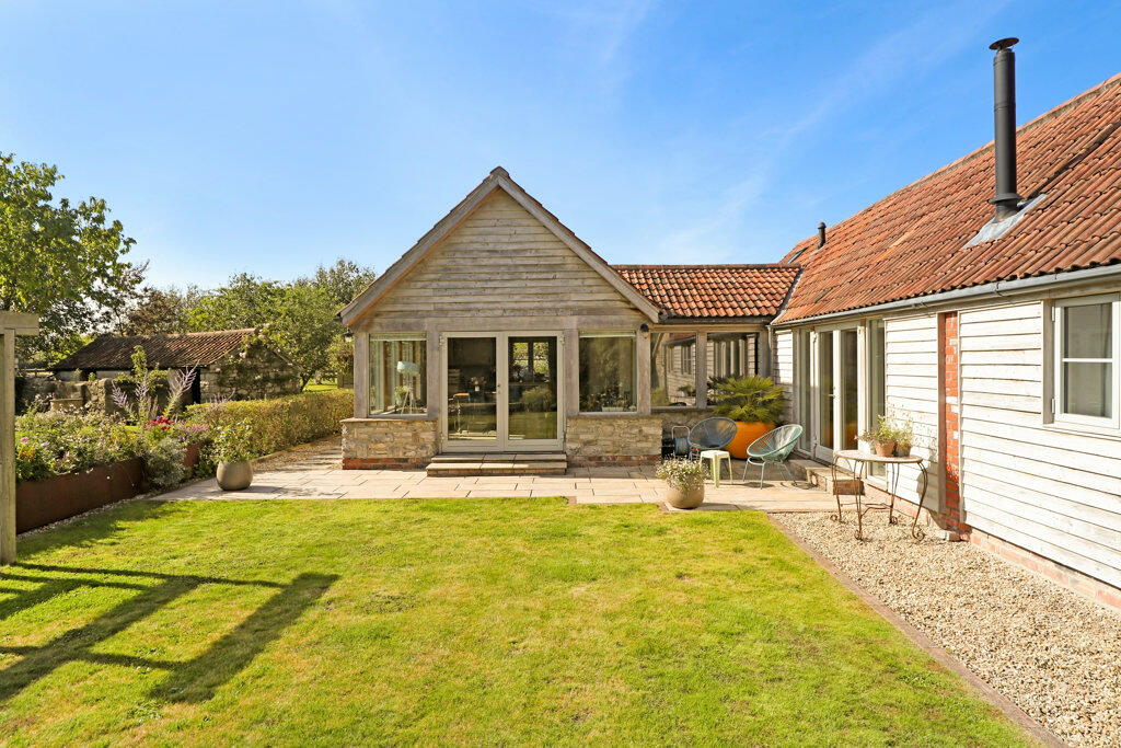 Additional property image - Swallows Barn, Sluice Farm, Wick St. Lawrence, Weston-Super-Mare, Somerset, BS22