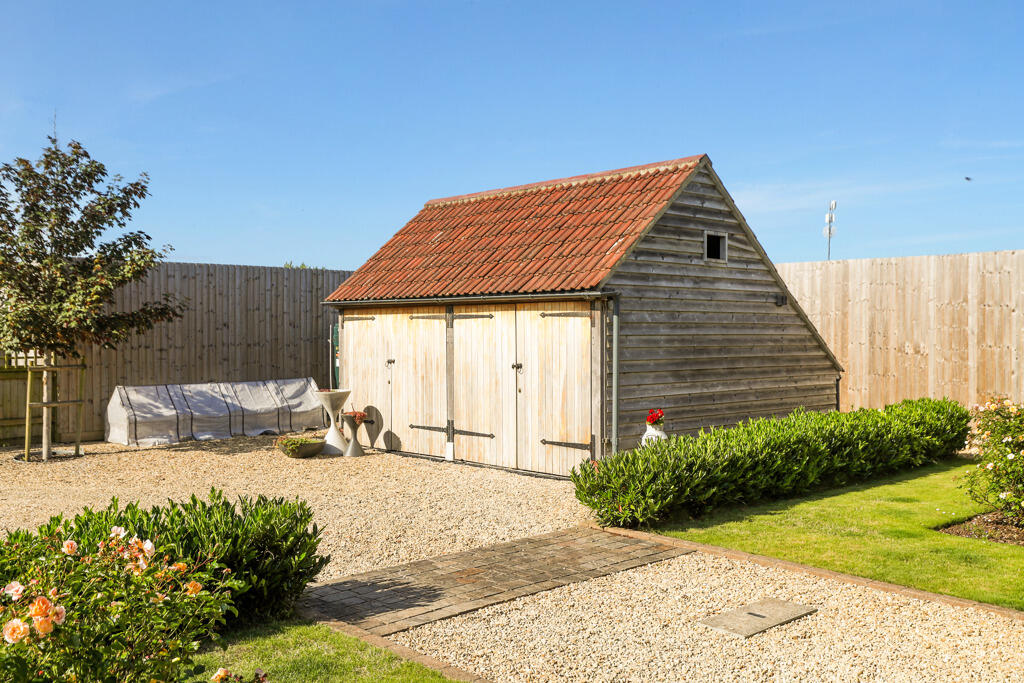 Additional property image - Swallows Barn, Sluice Farm, Wick St. Lawrence, Weston-Super-Mare, Somerset, BS22