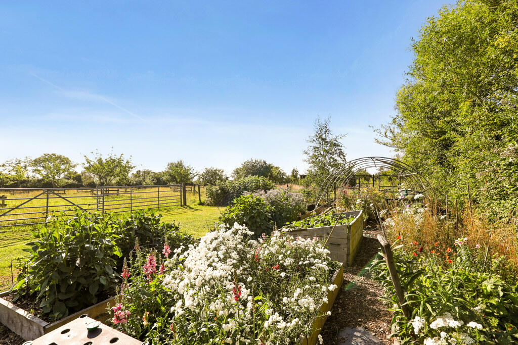 Additional property image - Swallows Barn, Sluice Farm, Wick St. Lawrence, Weston-Super-Mare, Somerset, BS22