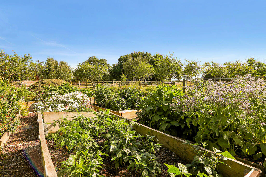 Additional property image - Swallows Barn, Sluice Farm, Wick St. Lawrence, Weston-Super-Mare, Somerset, BS22