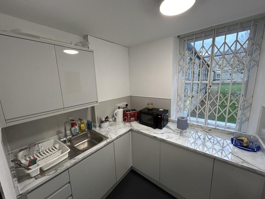 Additional property image - 8 Farleigh Court, Old Weston Road, Flax Bourton, Bristol, Somerset, BS48