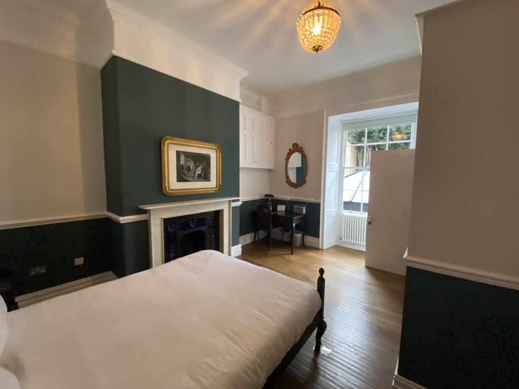 Additional property image - 3, Berkeley Square, Clifton , Bristol, City of Bristol, BS8