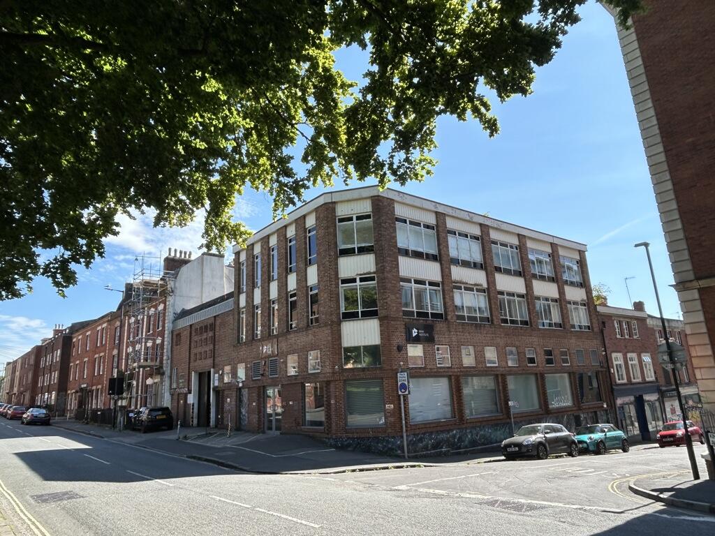 Main image of property: 25 King Square, Bristol, City of Bristol, BS2