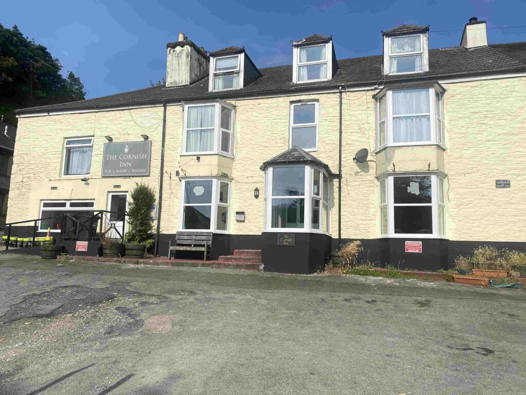 Main image of property: The Cornish Inn, The Square, Gunnislake, Callington