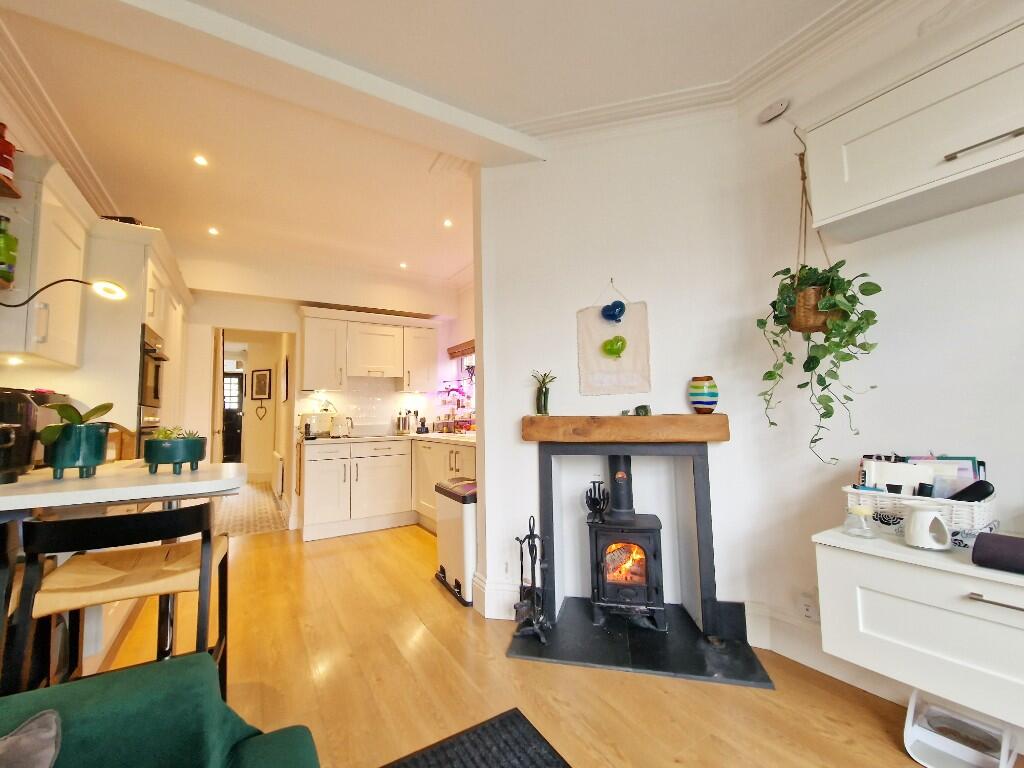 Main image of property: Mildmay Road, Burnham-On-Crouch, Essex, CM0