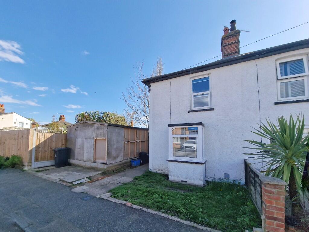 Main image of property: Queens Road, Burnham-On-Crouch, Essex, CM0
