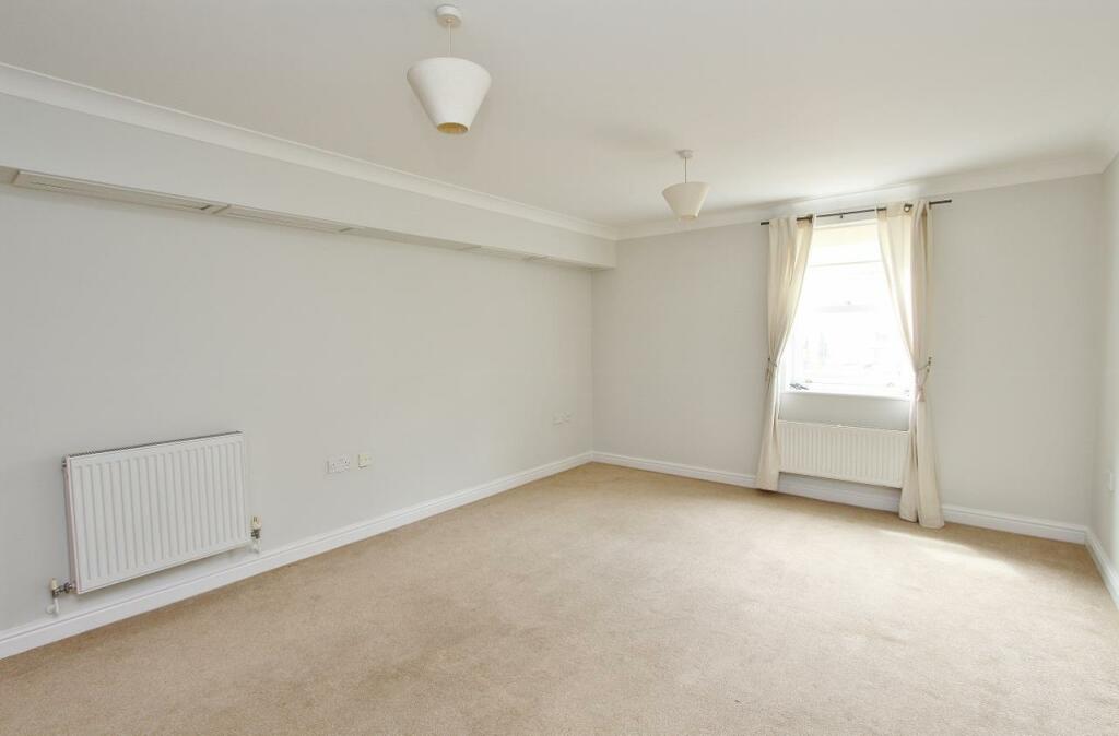 Additional property image - 8 Albany Court, Albany Road, Bath