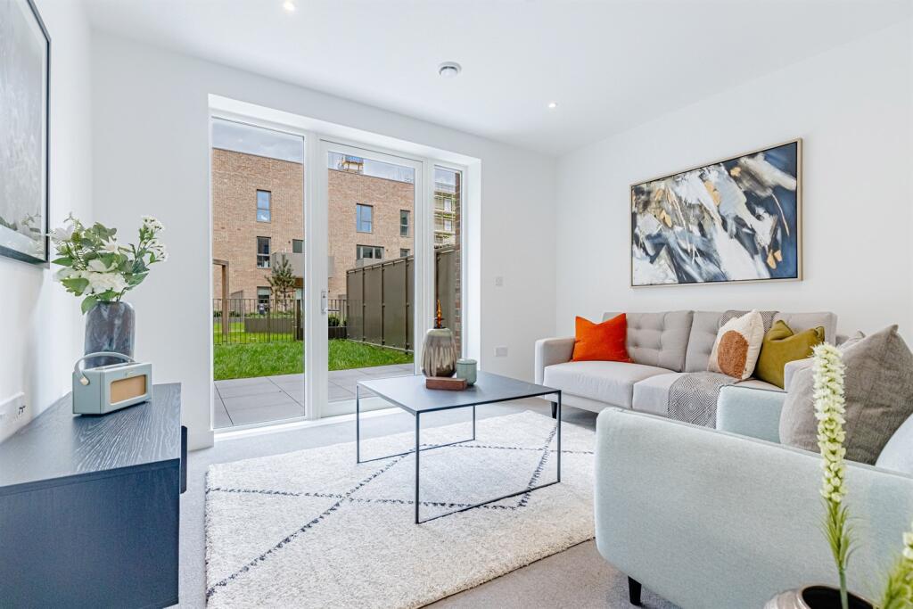 Main image of property: Clovelly Road, TW3