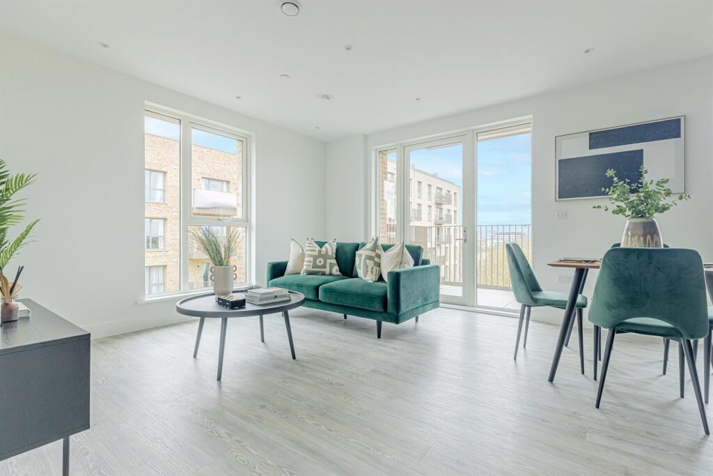 Main image of property: Clovelly Road, Hounslow TW3
