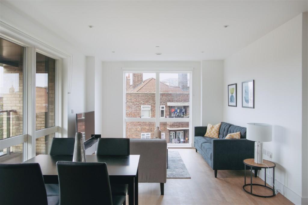 Main image of property: Solomon Way, E1