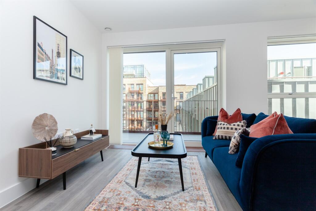 Main image of property: Thames Road, E16