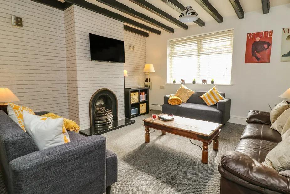 Main image of property: Low Street, North Ferriby