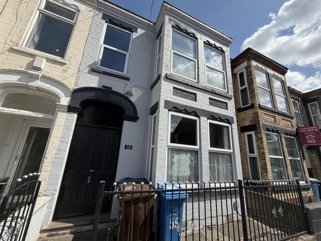 Main image of property: Wellesley Avenue, Beverley Road, Hull