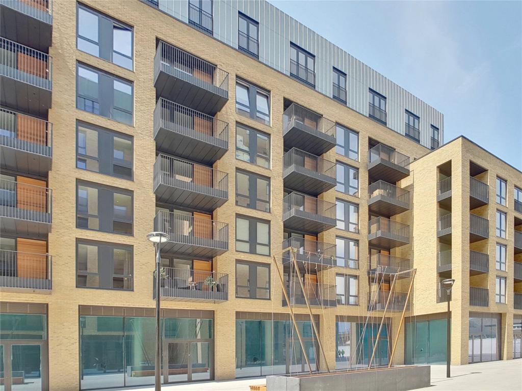 2 bedroom apartment for sale in Ram Quarter London SW18