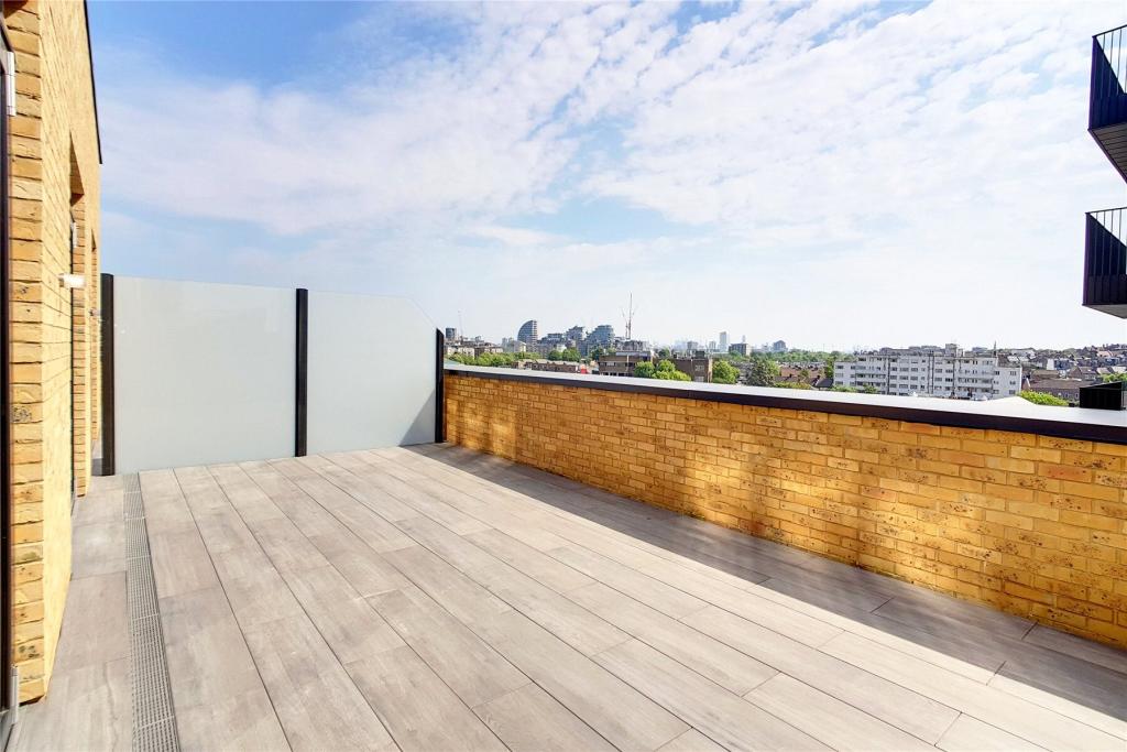 2 bedroom apartment for sale in Ram Quarter London SW18