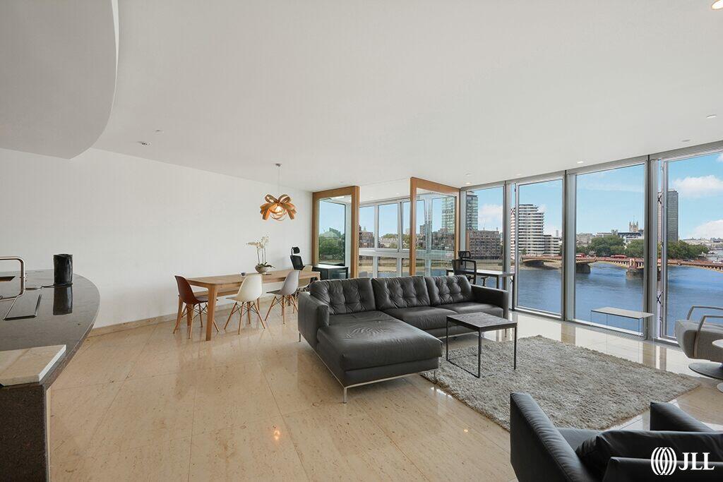 3 bedroom apartment for rent in St George Wharf London SW8