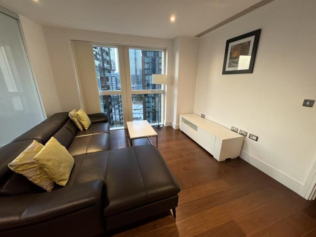 Main image of property: Lincoln Plaza London E14