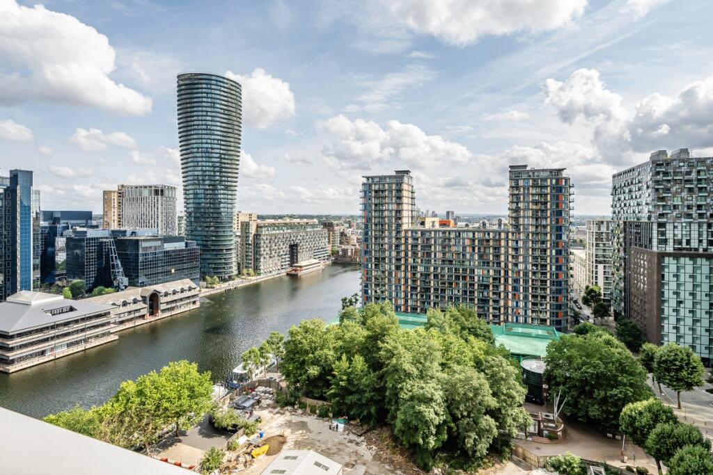 Main image of property: Pan Peninsula Square London E14