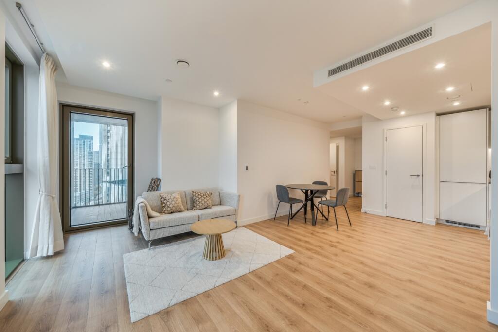 Main image of property: Marsh Wall London E14