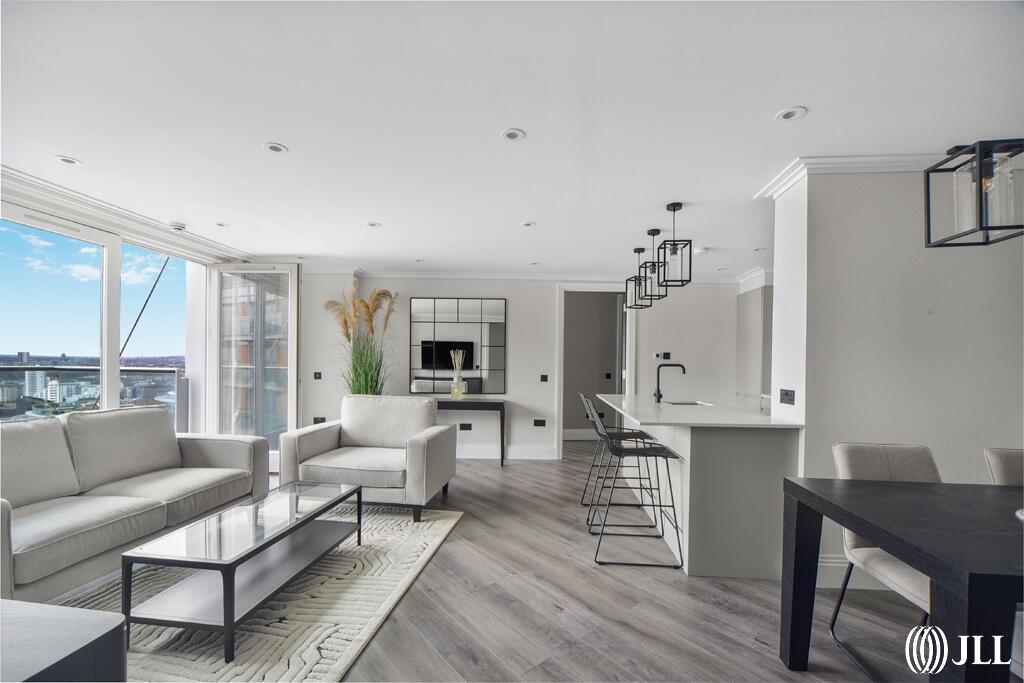 Main image of property: New Providence Wharf, Canary Wharf E14