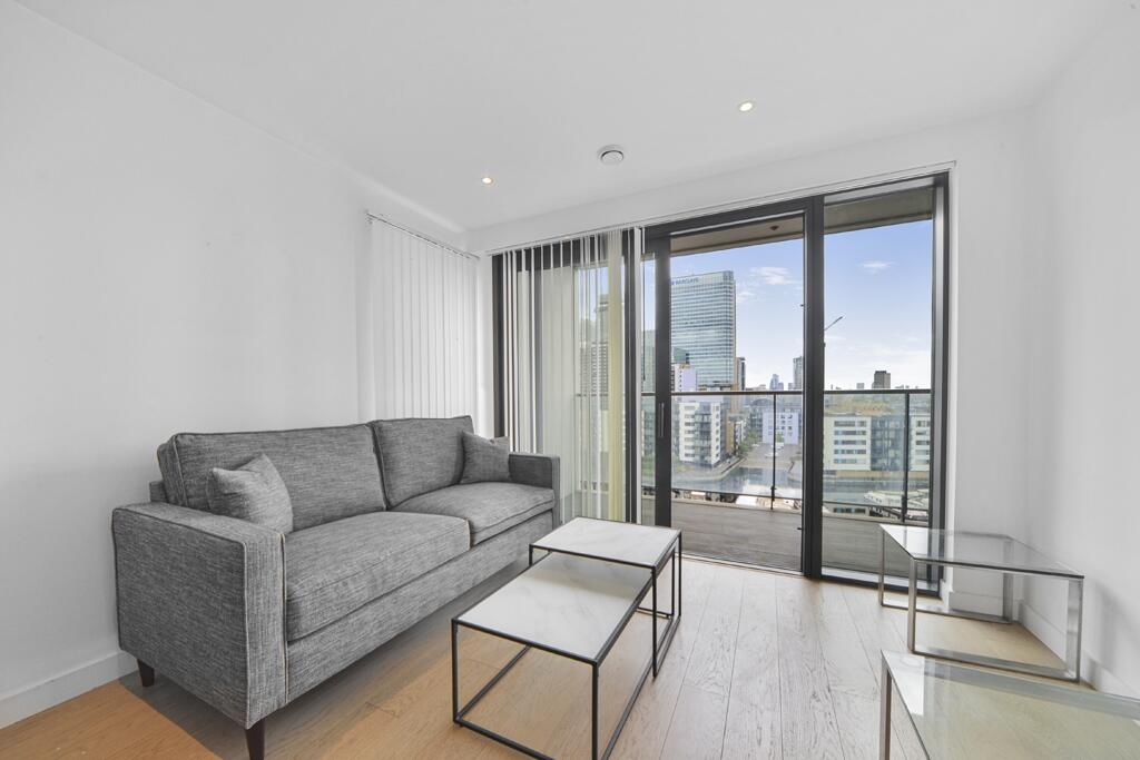 Main image of property: Horizons Tower, Yabsley Street E14