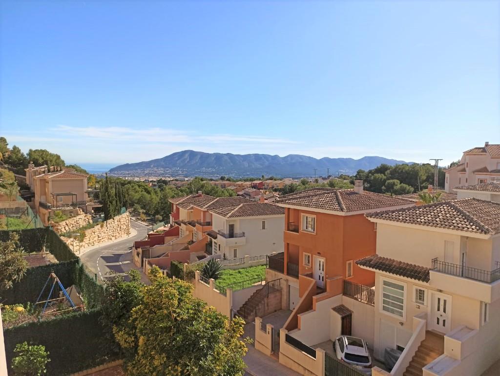 4 bedroom terraced house for sale in La Nucía, Alicante, Valencia, Spain