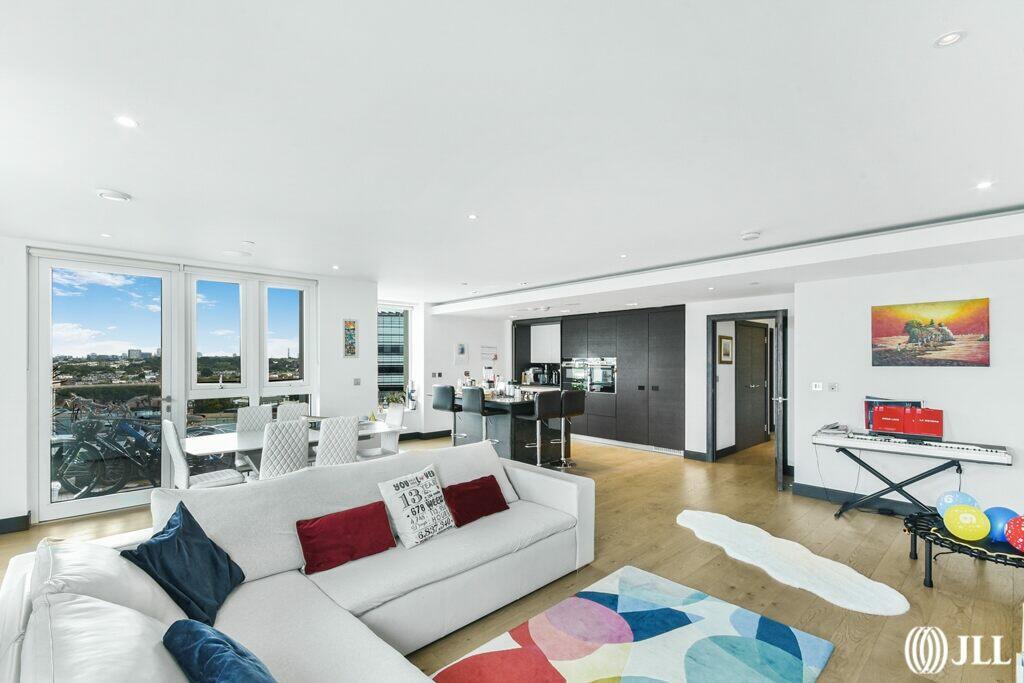 3 bedroom apartment for sale in Marquis House, Beadon Road, Hammersmith