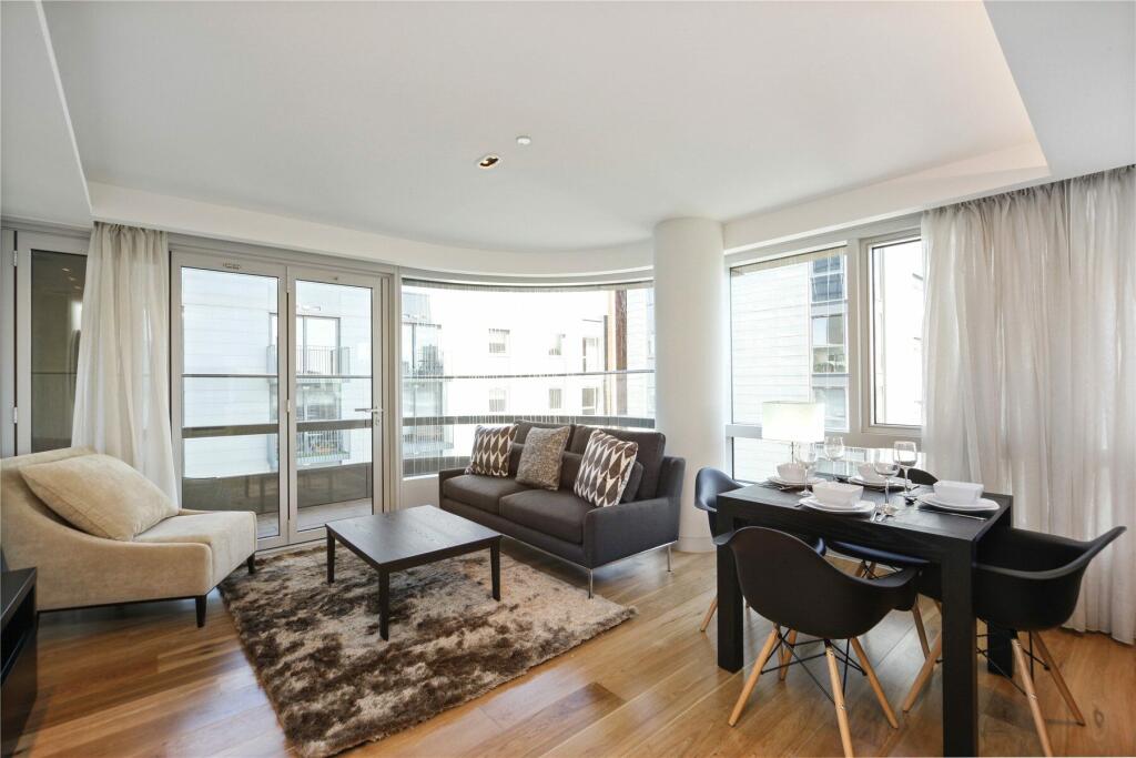 2 bedroom apartment for sale in Canaletto Tower, EC1V