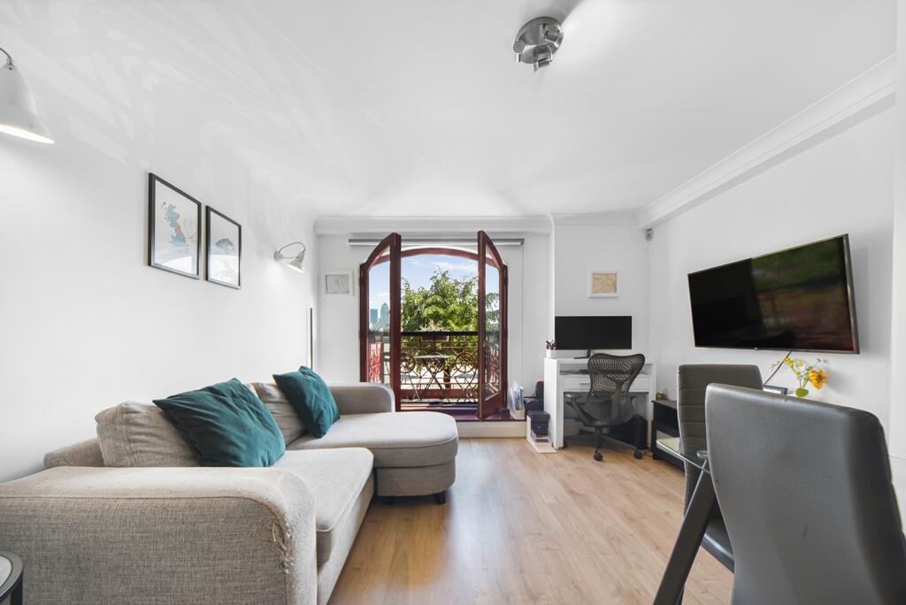Main image of property: Trafalgar Court, Wapping E1W